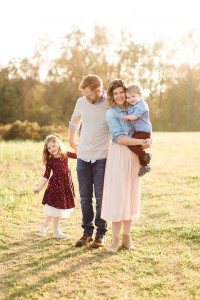 10 Tips on what to wear for a summer family photo session